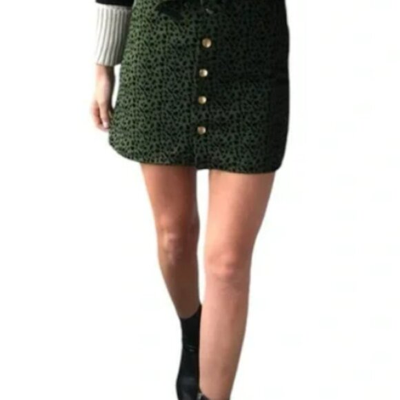 Zara Belted Snap Front A-Line Animal Print Mini Skirt - in Green & Black - Picture 1 of 14